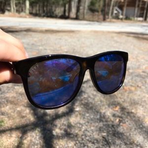 DIFF SUNGLASSES
